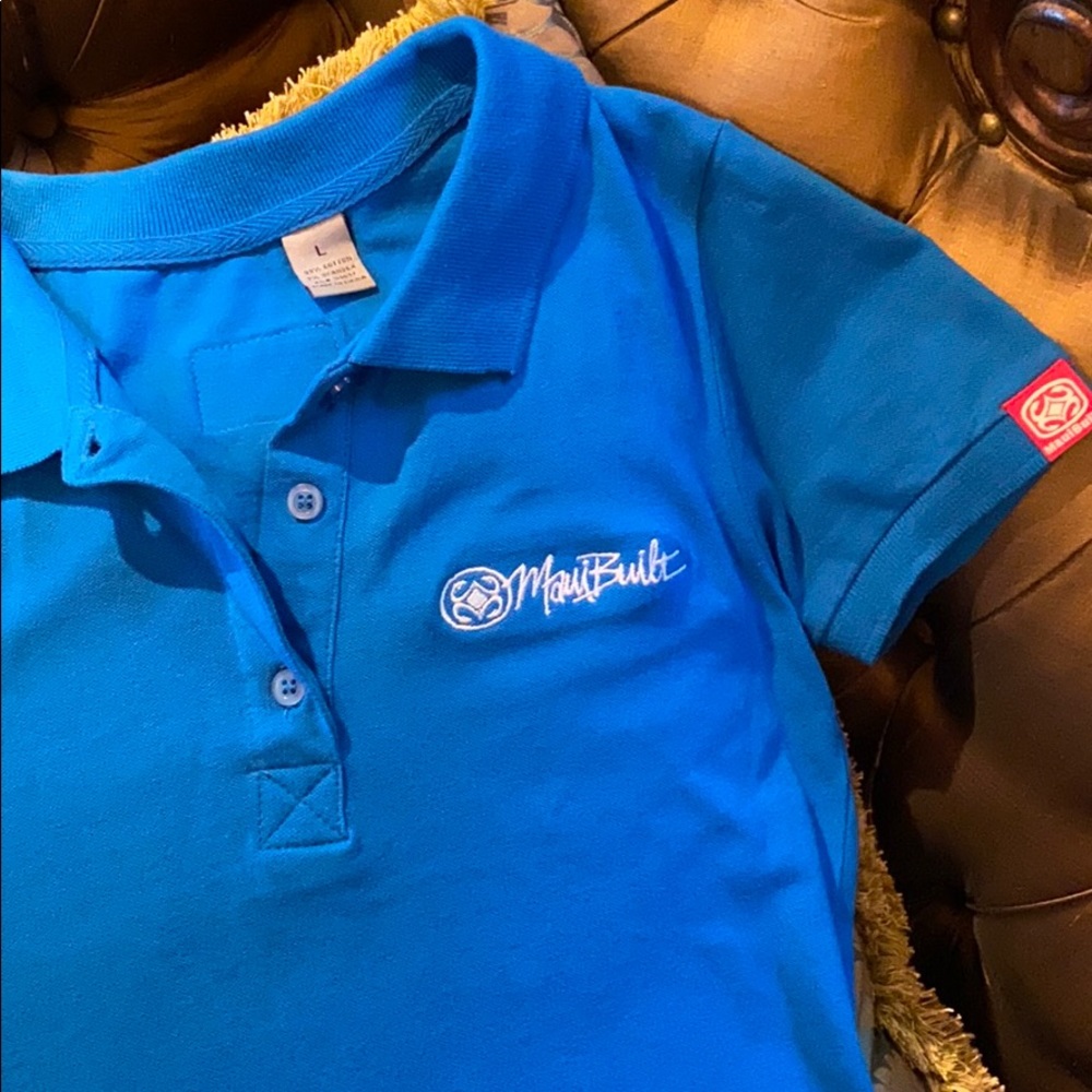 SOLD Maui Built ladies polo shirt